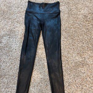 Spanx Shiny Black Leggings Size Medium